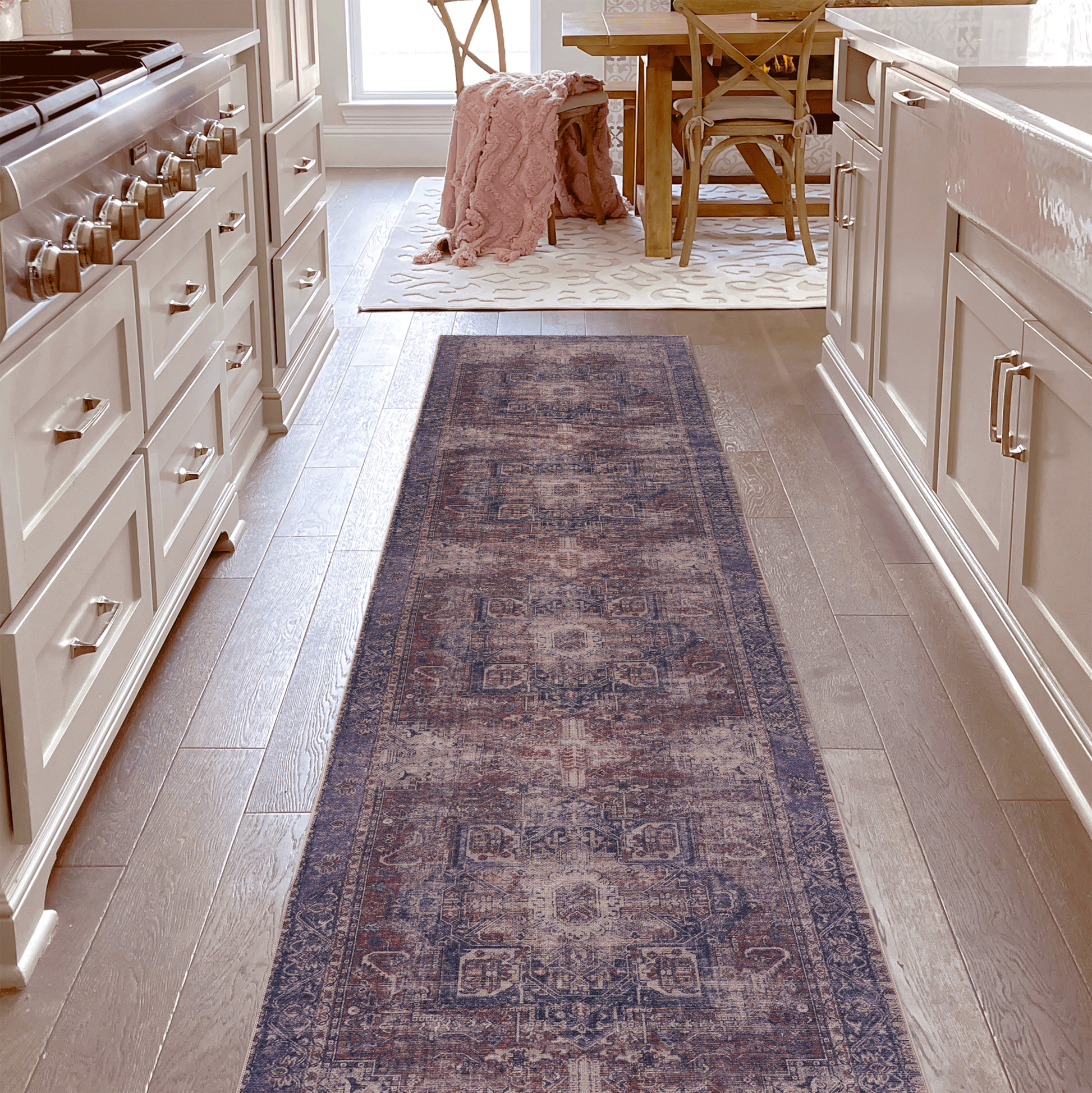 NAAR MAVAL Burgundy Washable Rug 2'6'' x 10' Runner Rug (Burgundy, 2'6'' x 10')